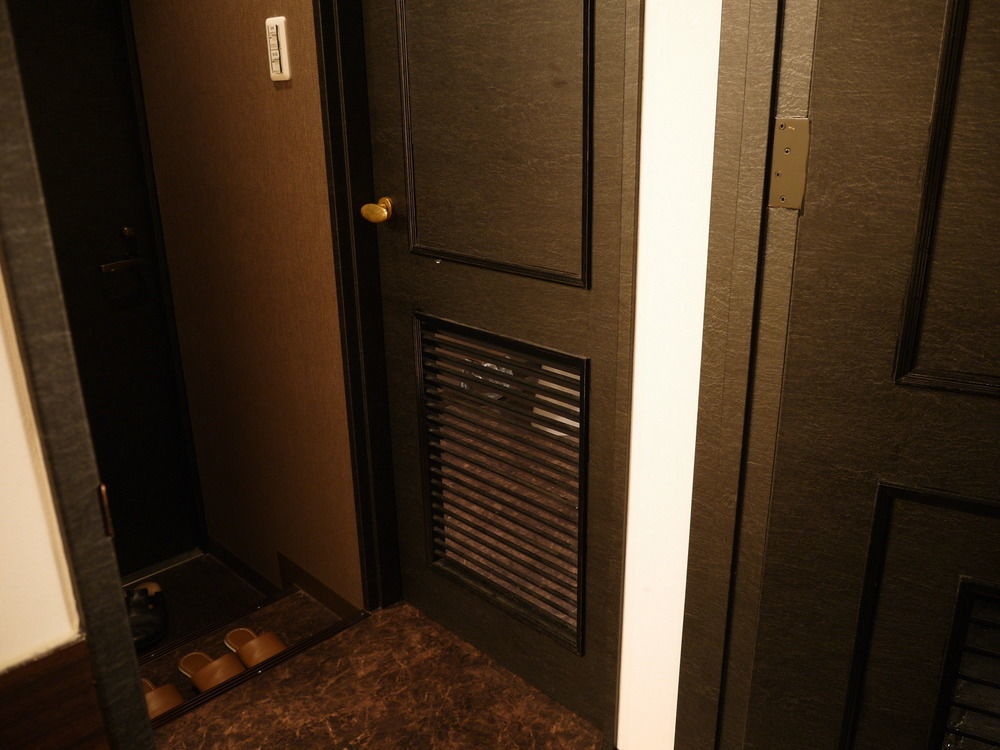 Hotel Hills Osaka Exterior photo