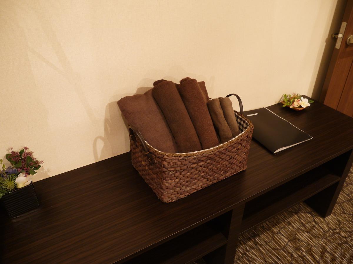 Hotel Hills Osaka Exterior photo
