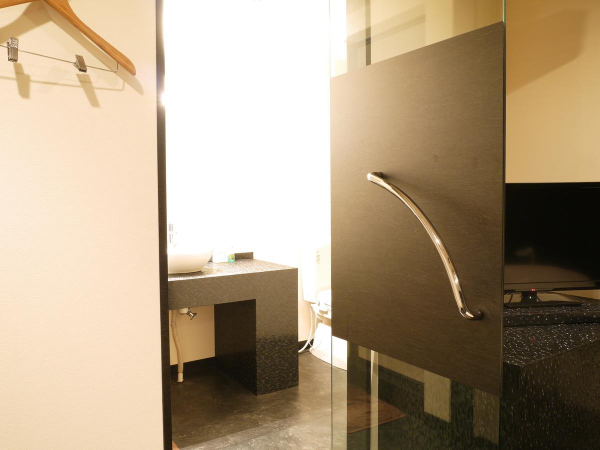 Hotel Hills Osaka Exterior photo